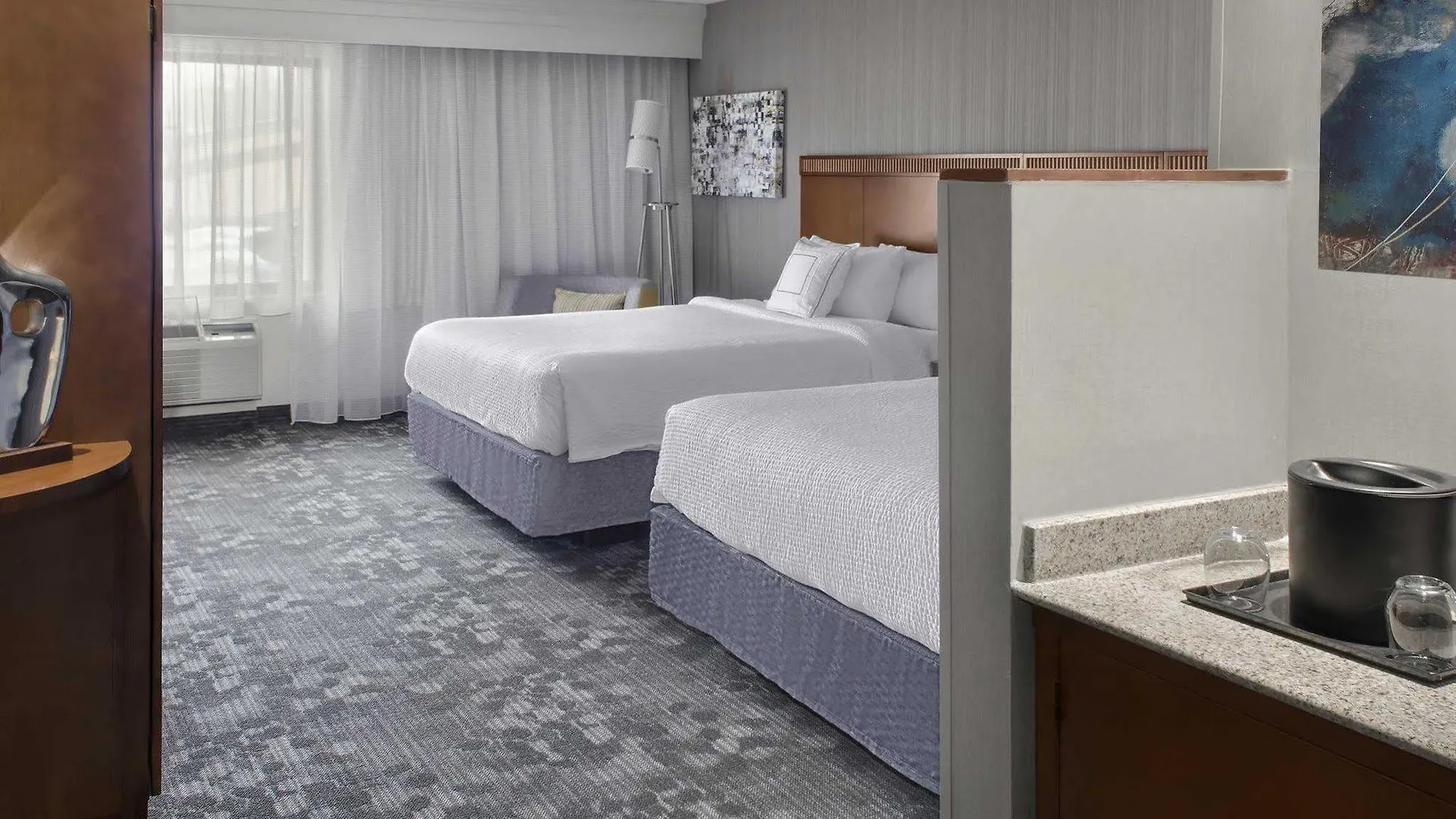 Courtyard By Marriott Paramus 3*,  United States